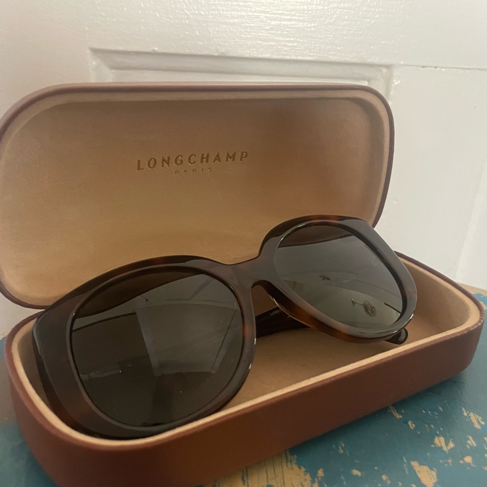 Longchamp round sunglasses and case. Made in Paris. Like new.  Gift. Summer!